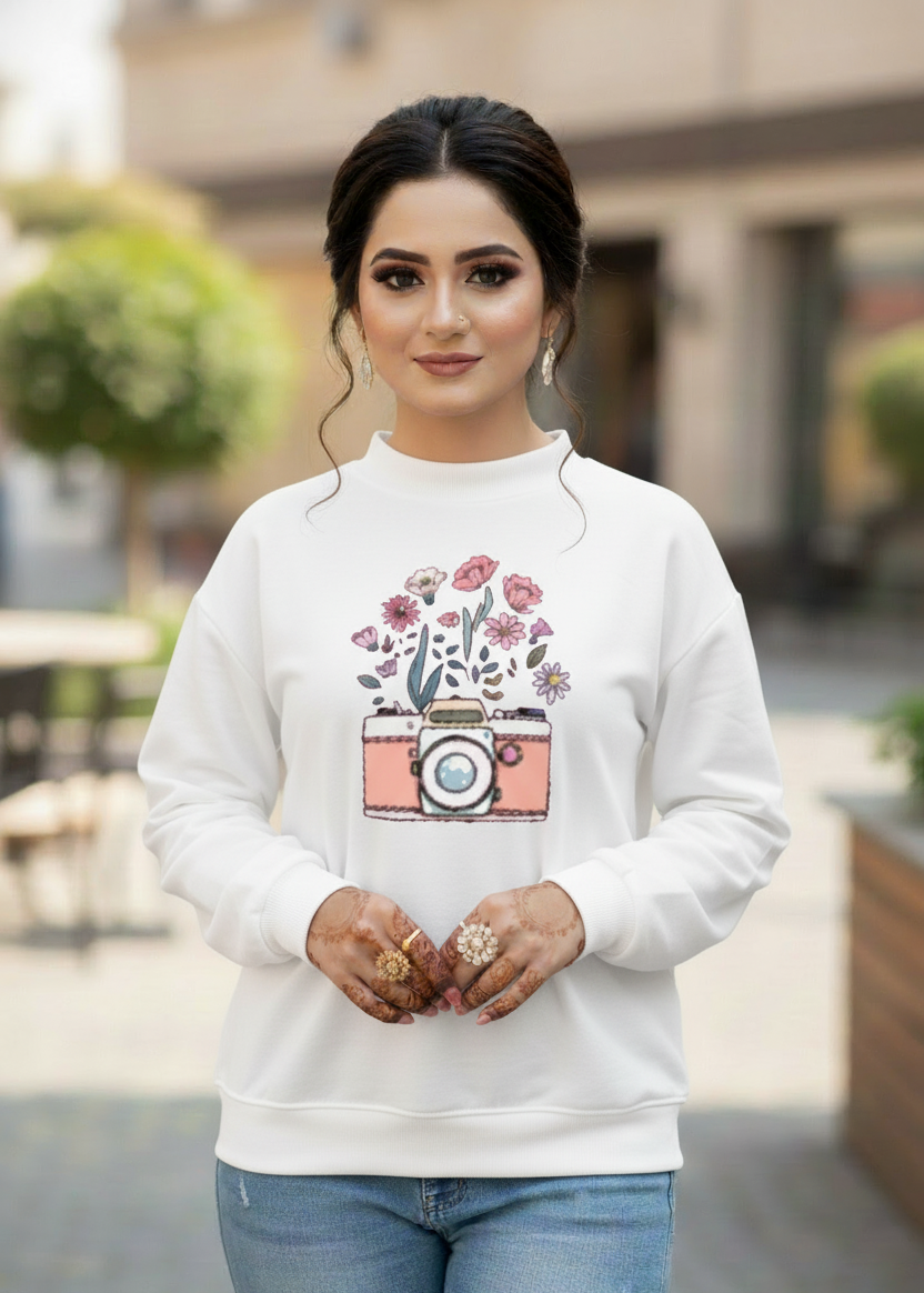 Women's Casual Crew Neck Sweatshirt Soft & Loose Fit Pullover In White Color Camera Printed