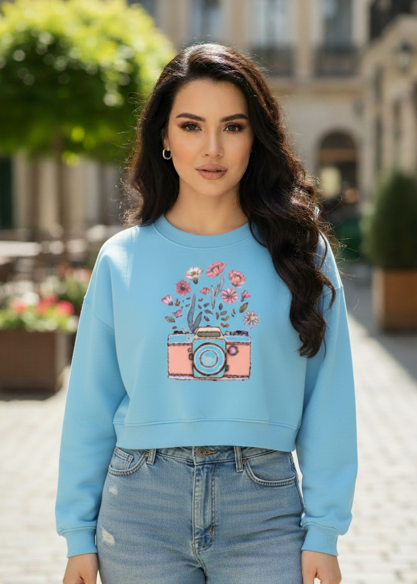 Women's Casual Crew Neck Sweatshirt Soft & Loose Fit Pullover In Light Blue Color Camera Printed