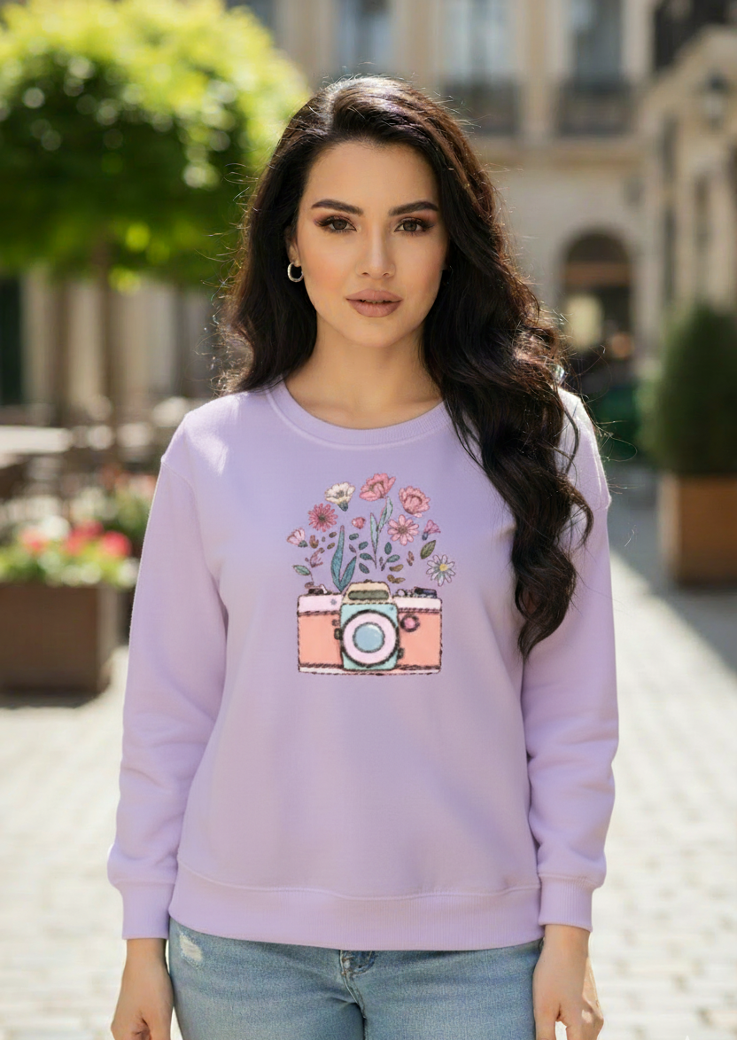 Women's Casual Crew Neck Sweatshirt Soft & Loose Fit Pullover In Purple Color Camera Printed